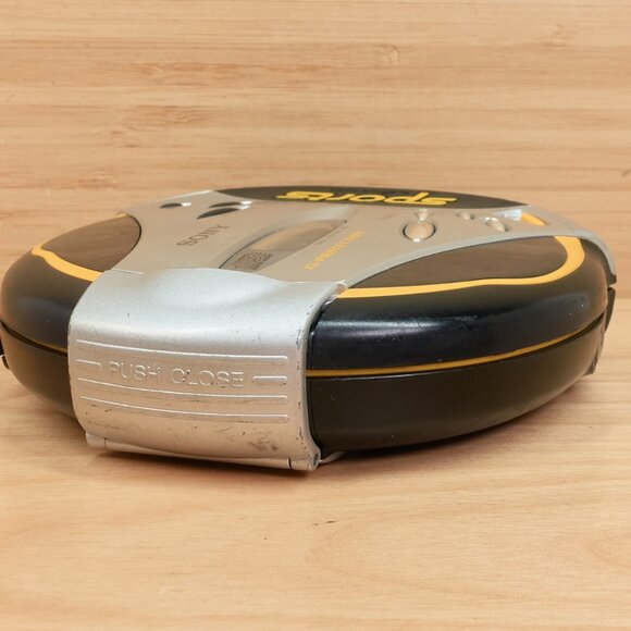 Sony D-SJ15 Sports CD Walkman / G-Protection / Vintage Japan - Picture 4 of 10